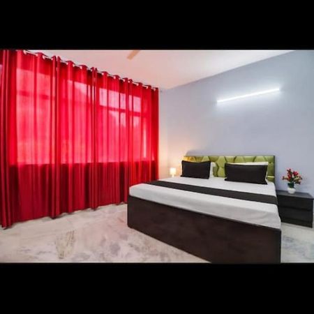Hotel Day Night Inn Neu-Delhi Exterior foto