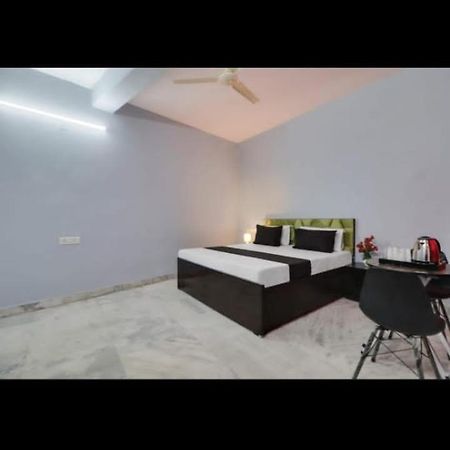 Hotel Day Night Inn Neu-Delhi Exterior foto
